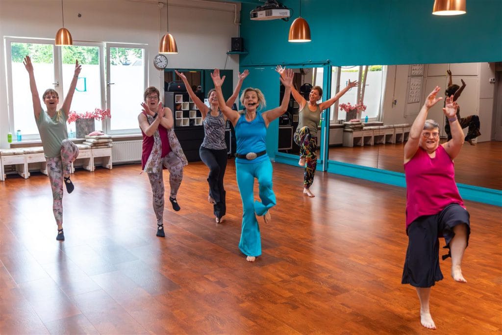 Vrouwen die deelnemen aan Dansfitness in Boxmeer bij Donna Vitale